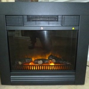 Vooraanzicht van de Chicago AJ55 C LED sfeerhaard, energiezuinig en betrouwbaar voor een gezellige sfeer.