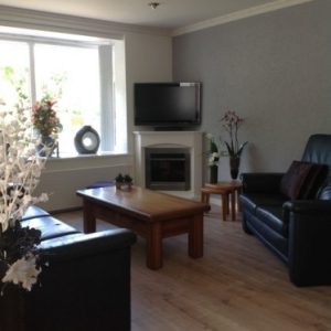 Complete hoekschouw met Classic Fire Chicago sfeerhaard, sfeervol en direct leverbaar