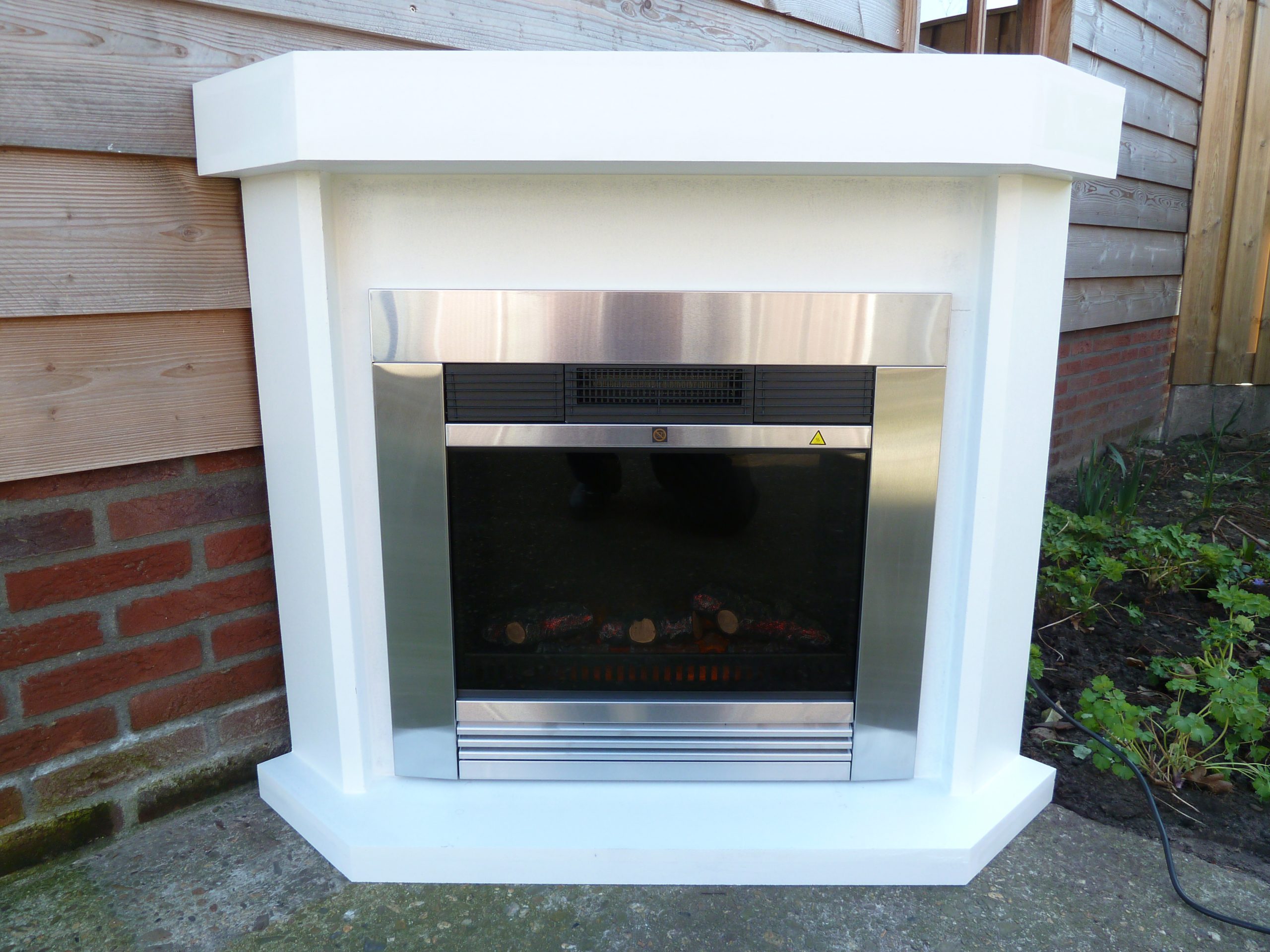 Detailopname van de Classic Fire “Chicago” sfeerhaard met modern glaspaneel