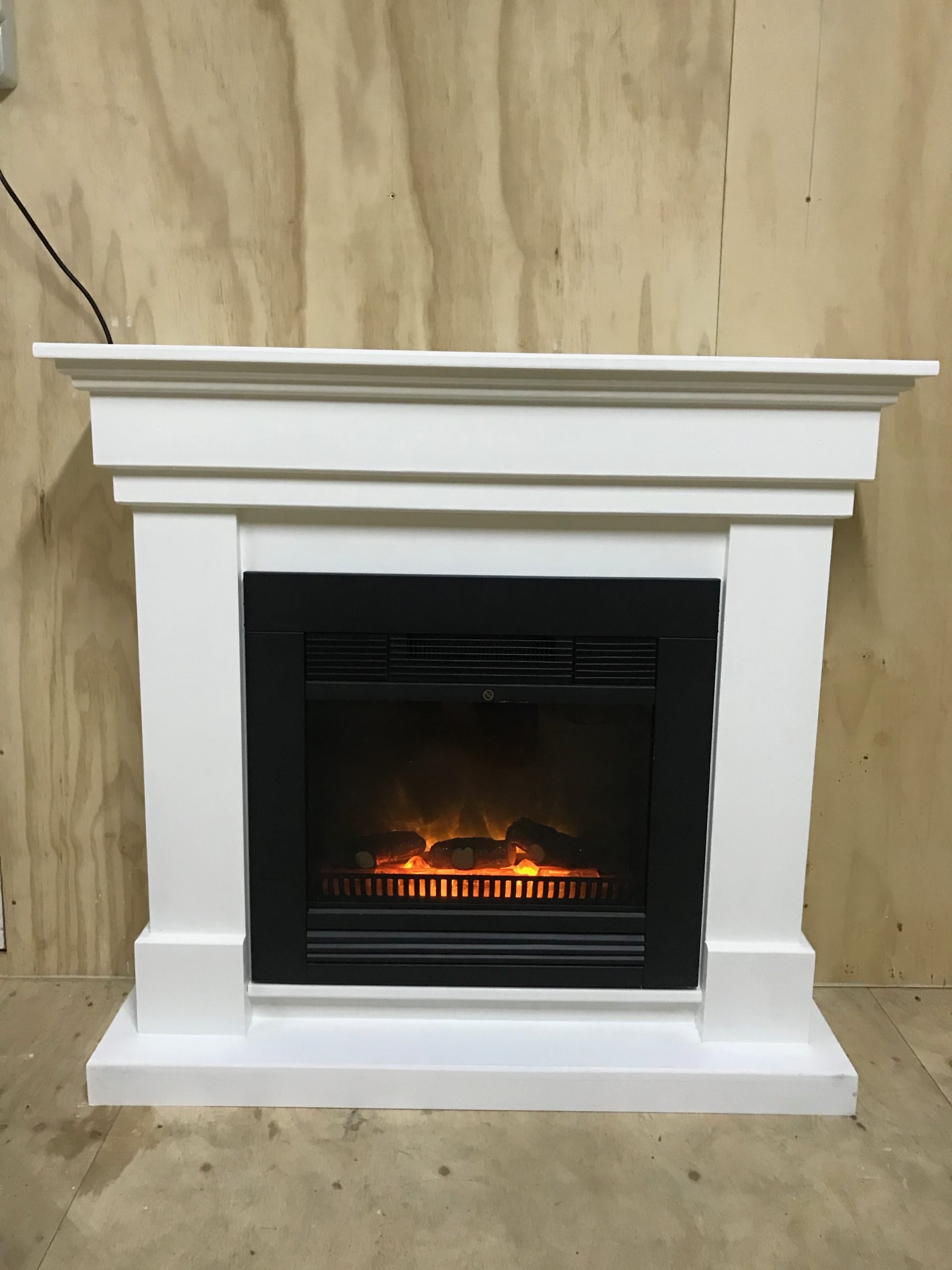 Elektrische haard met schouw Classic Fire "Chicago" – complete set voor stijl en warmte.