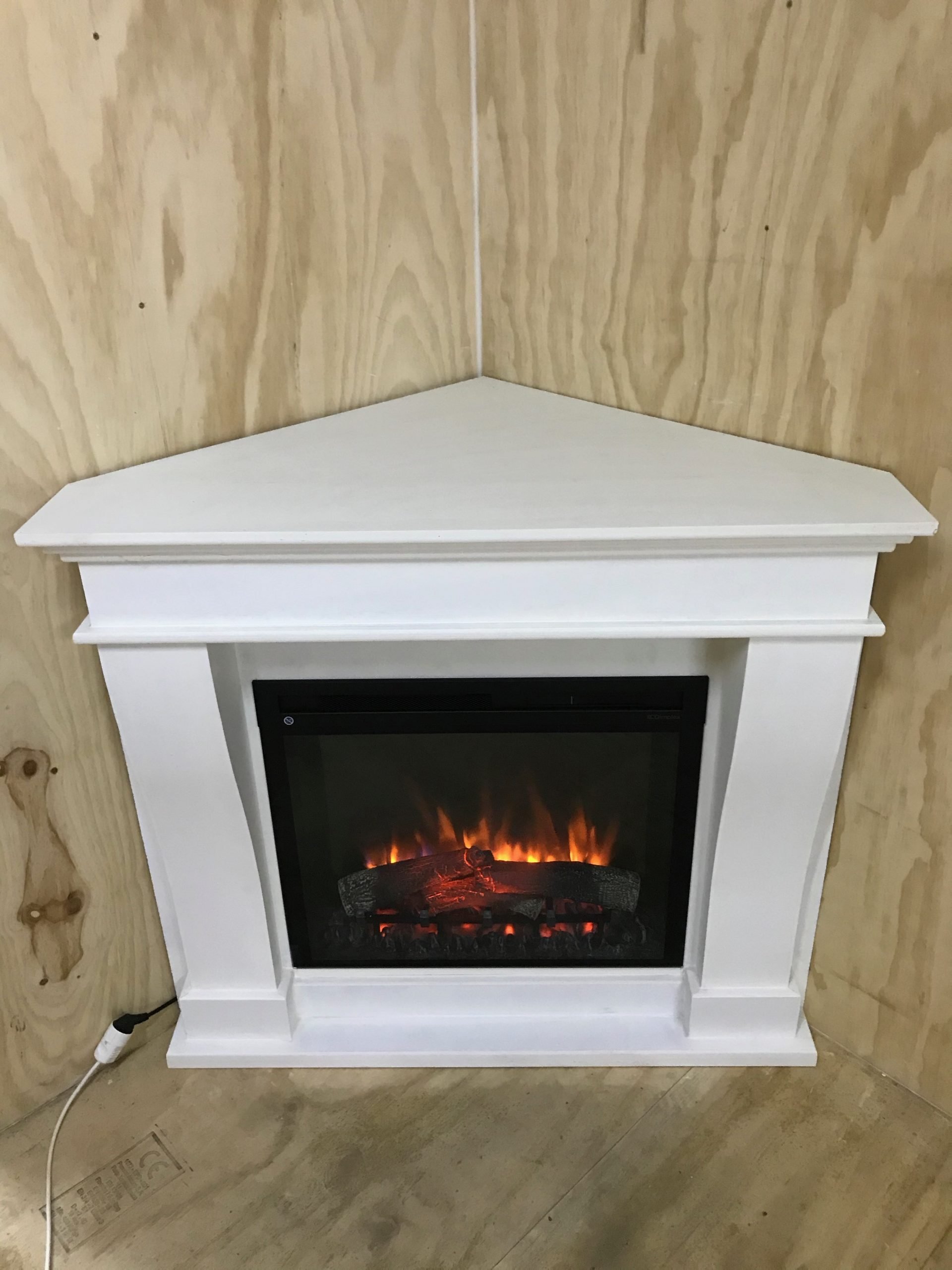 Elektrische haard met ombouw - Dimplex XHD28 sfeerhaard close-up.