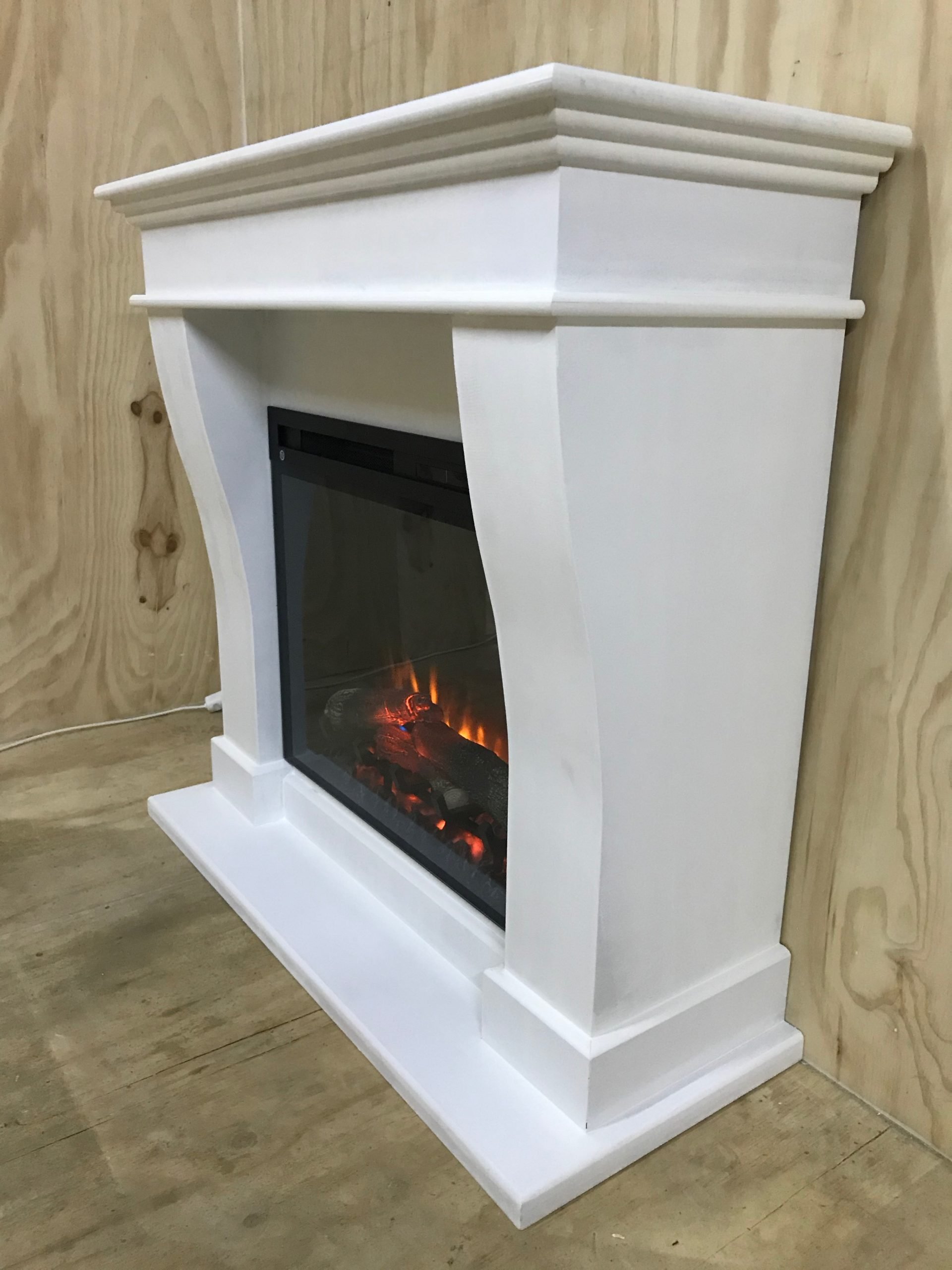 Close-up van het realistische vlammenspel van de Dimplex XHD28 sfeerhaard.