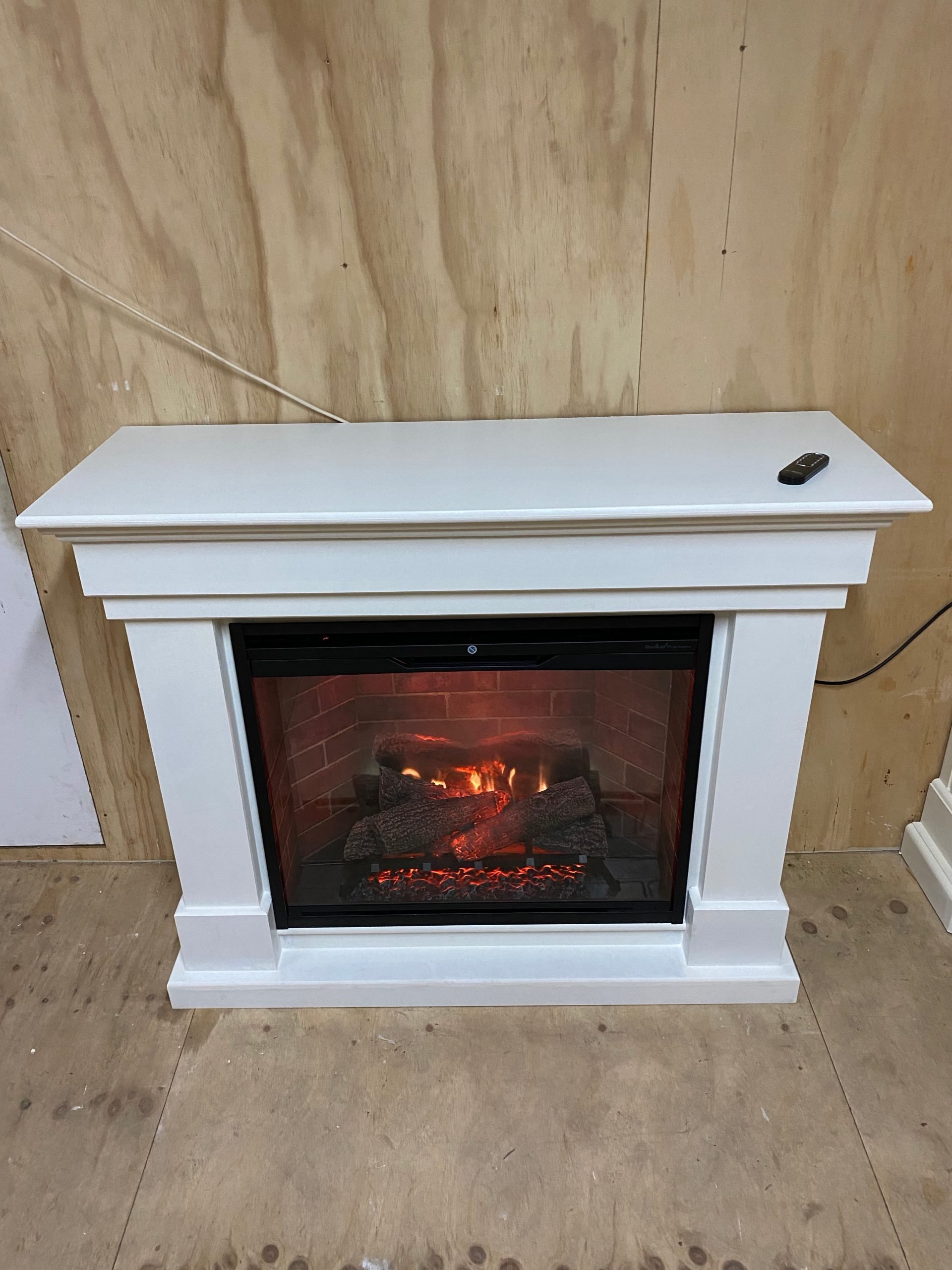 Close-up van het realistische vuurbeeld van de Dimplex Revillusion 30″ sfeerhaard.