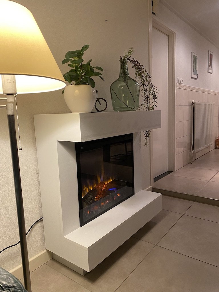 Luxe rechte schouw voor moderne sfeerhaard